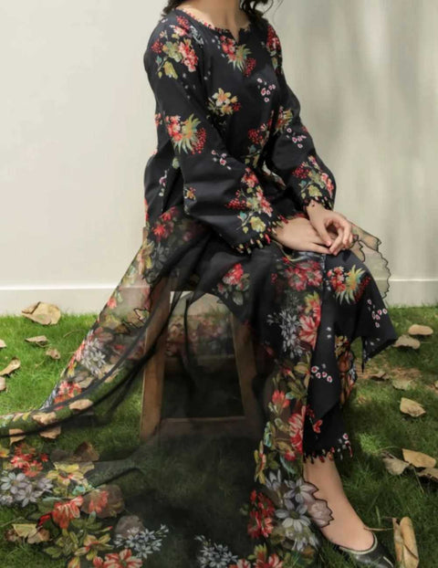 Digital Printed 3 Piece Swiss Lawn Suit with Organza Dupatta – Collection 02